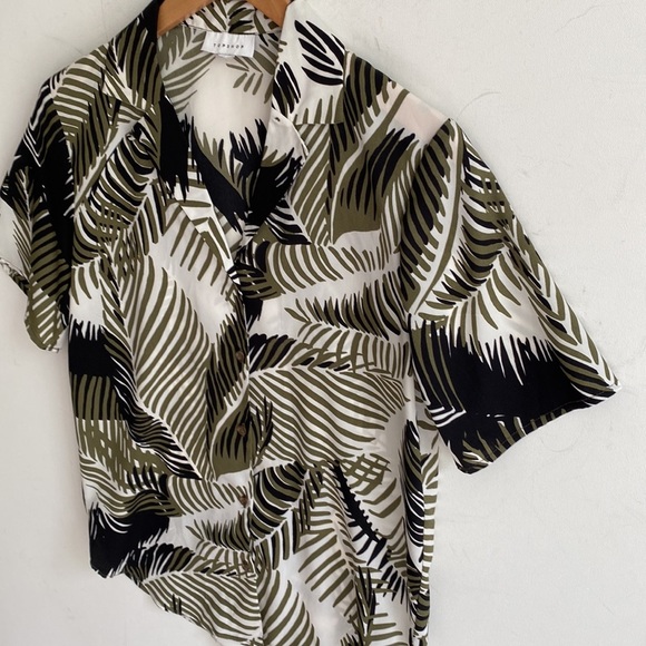 Topshop Women's Graphic Palm Print Bowler Shirt Size US 4 - Picture 5 of 11
